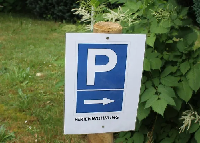 Holliday And Work * بيشوفسفيردا